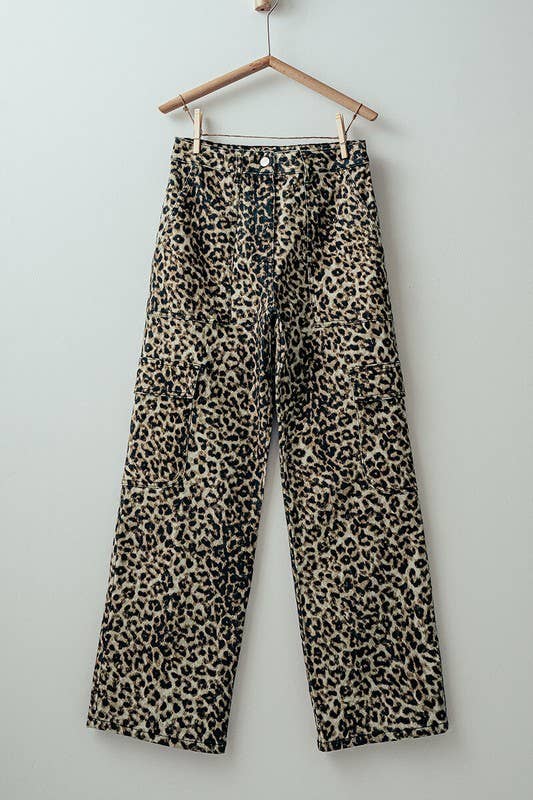 Savanna Leopard Cropped Cargo Pants