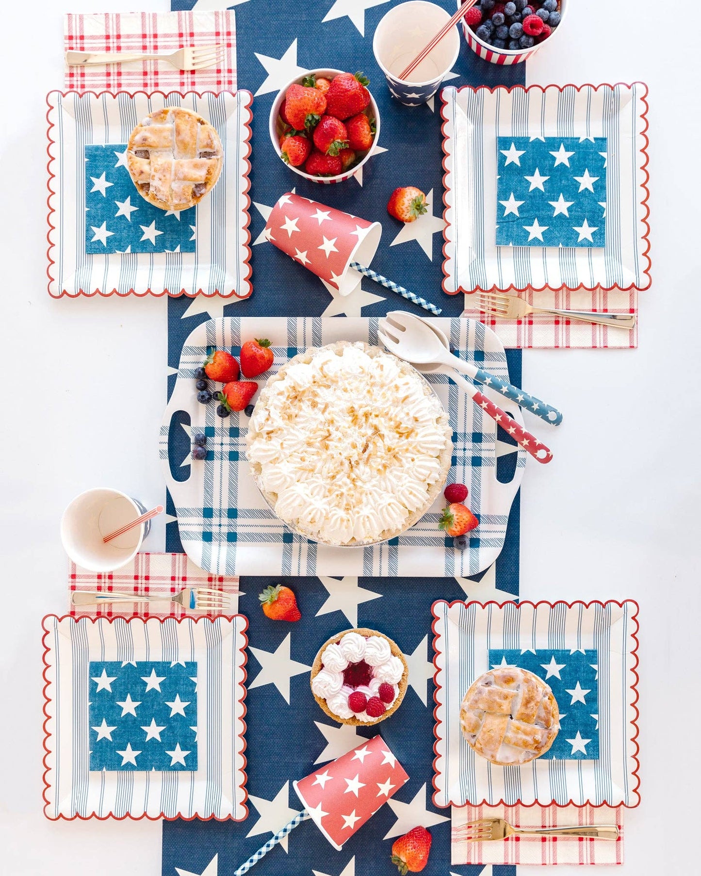 Red and Blue Star Paper Cups