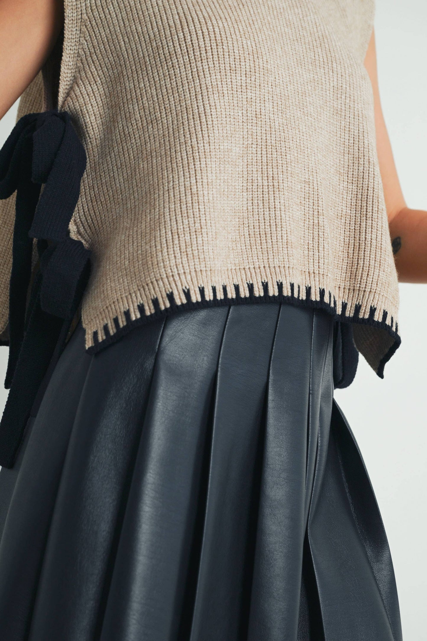 Mock Neck Sleeveless Sweater